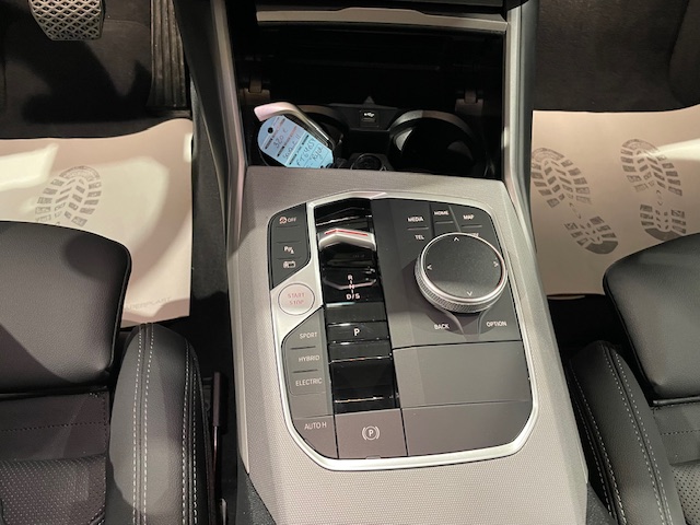 BMW 320e G21 Facelift met Garantie