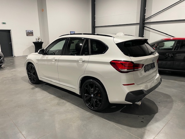 Bmw X1 sDrive18i M-Pack met Garantie