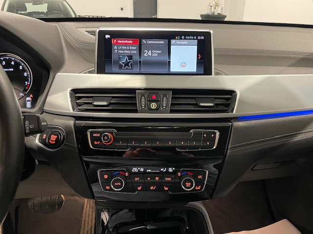 Bmw X1 sDrive18i M-Pack met Garantie