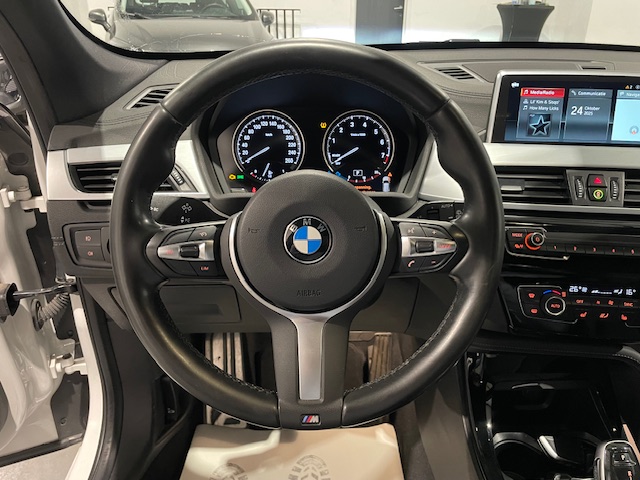 Bmw X1 sDrive18i M-Pack met Garantie