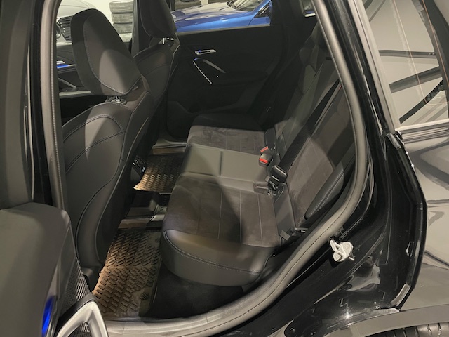 Bmw IX1 eDrive20 M-Pack met Garantie