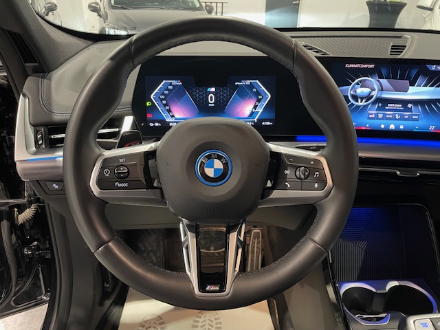 Bmw IX1 eDrive20 M-Pack met Garantie
