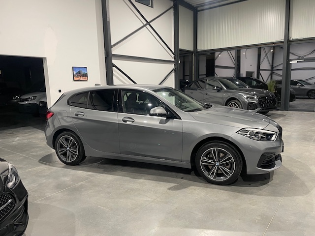 Bmw 118i F40 Sportline met Garantie