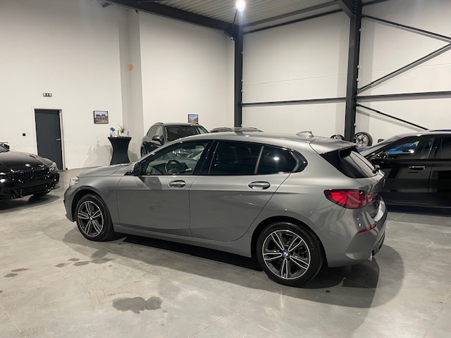 Bmw 118i F40 Sportline met Garantie