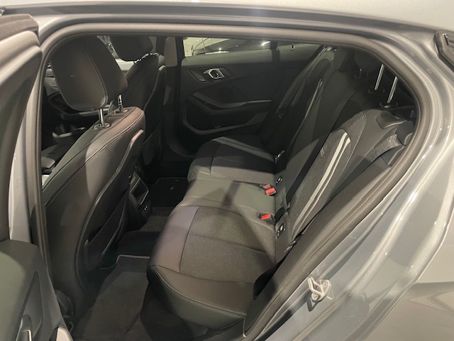 Bmw 118i F40 Sportline met Garantie