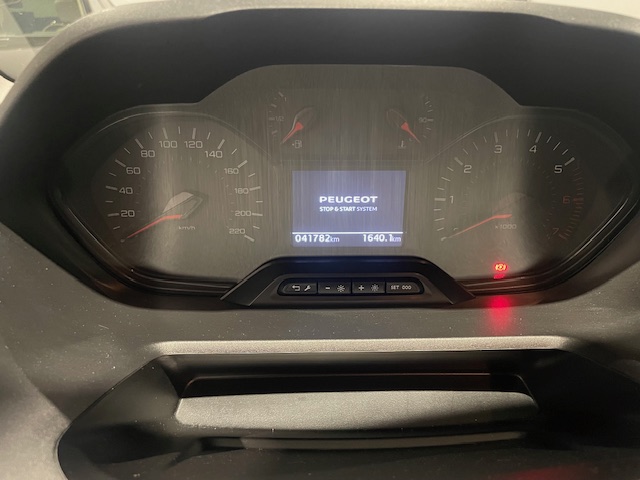 Peugeot Partner 1.5HDi Automaat met Garantie
