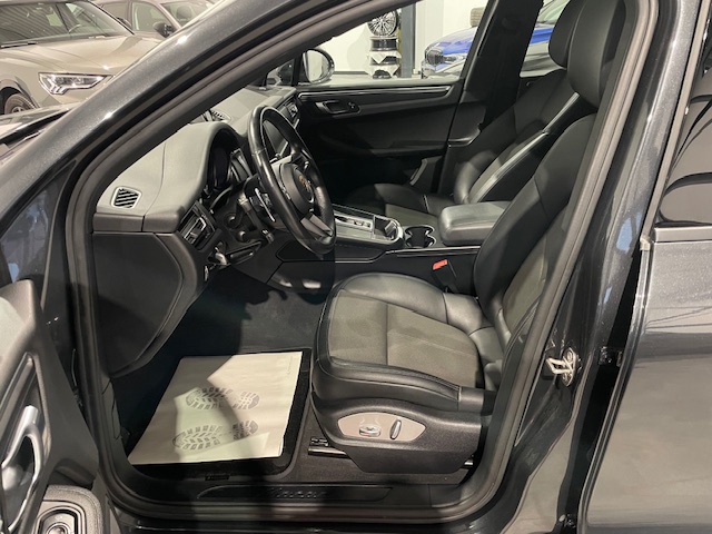 Porsche Macan 2.0 Turbo PDK met Garantie