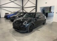 Mini Cooper 1.5i Automaat met Garantie