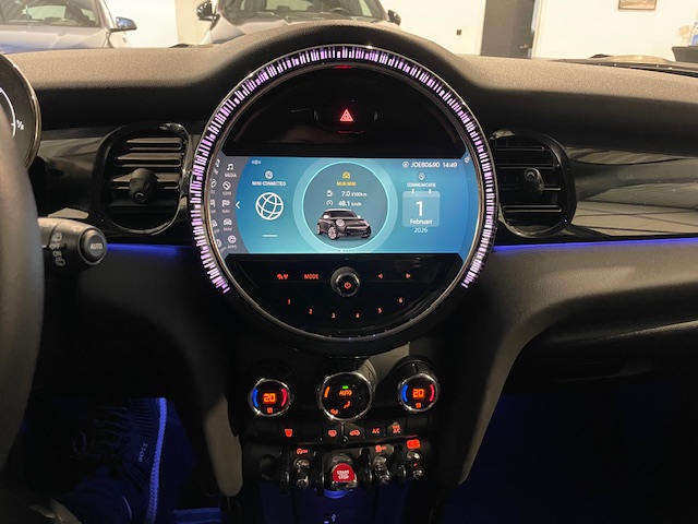 Mini Cooper 1.5i Automaat met Garantie