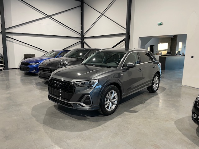 Audi Q3 1.5 TFSi S-Line met Garantie