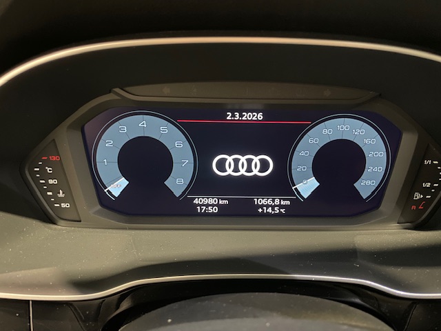 Audi Q3 1.5 TFSi S-Line met Garantie