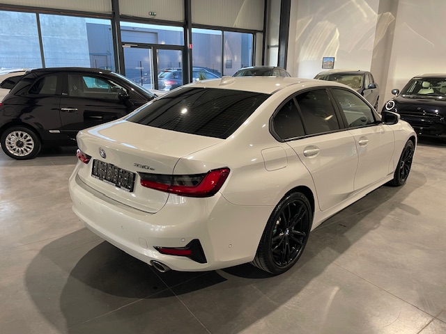 Bmw 330e G20 ‘2020’ met Garantie
