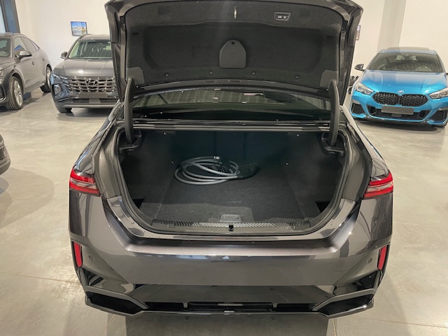 Bmw I5 eDrive40 M-Pack Full Option met Garantie