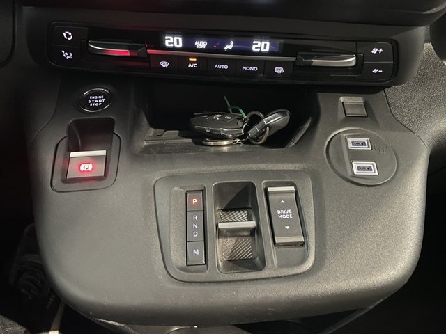 Peugeot Partner 1.5HDi Automaat ’25 met Garantie