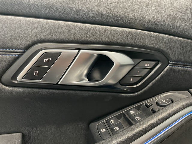Bmw 320e M-Pack ’22 Full Option met Garantie