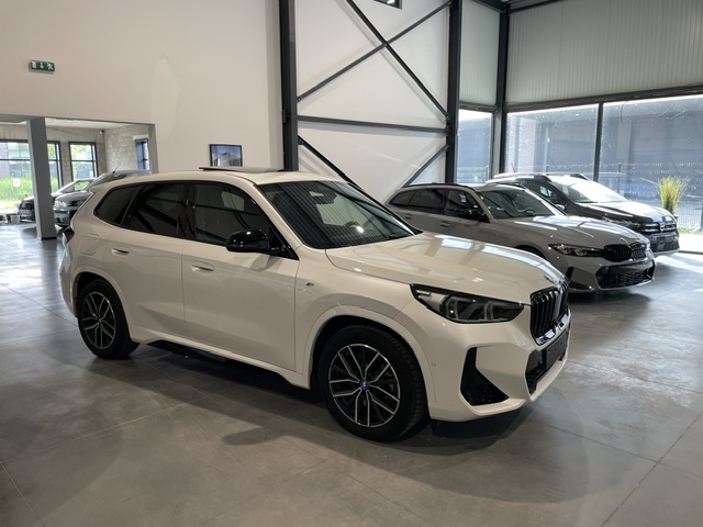 Bmw iX1 xDrive30 ’23 Full Option met Garantie