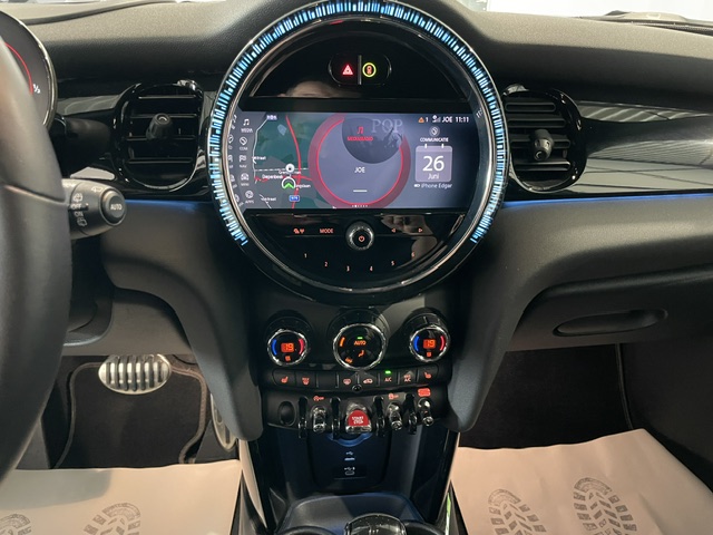 Mini Cooper JCW 2.0i ’21 met Garantie