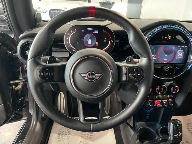 Mini Cooper JCW 2.0i ’21 met Garantie