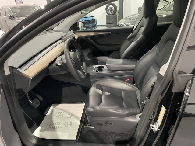 Tesla Model Y Standard Range met Garantie