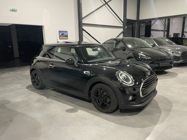 Mini Cooper 1.5i Automaat met Garantie