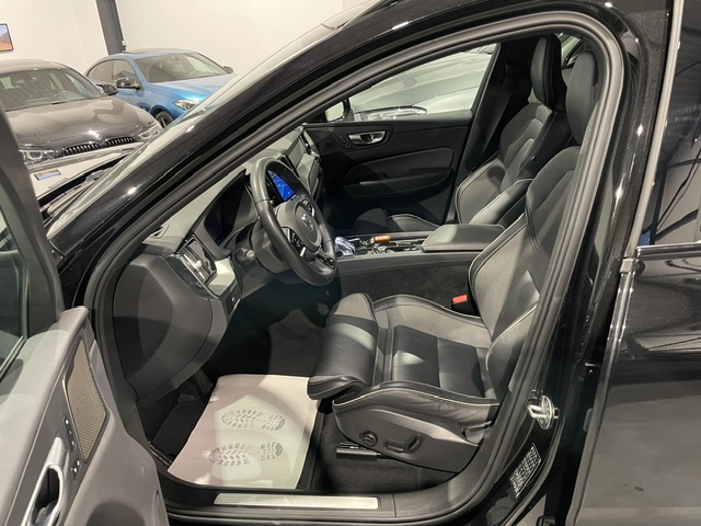 Volvo XC60 2.0i Recharge R-Design ’24 met Garantie