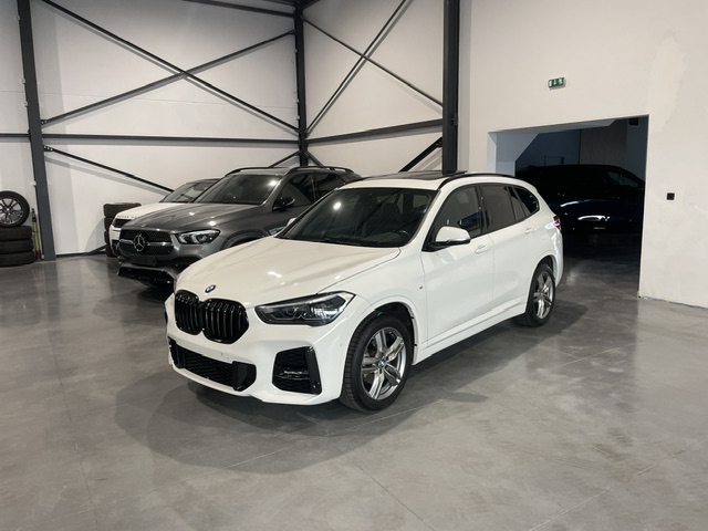 BMW X1 1.5iA M-Pack F480 ’22 met Garantie