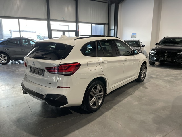 BMW X1 1.5iA M-Pack F480 ’22 met Garantie