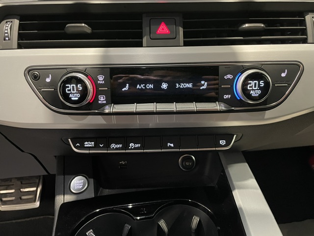 Audi A5 2.0TFSI S-Line ’23 met Garantie