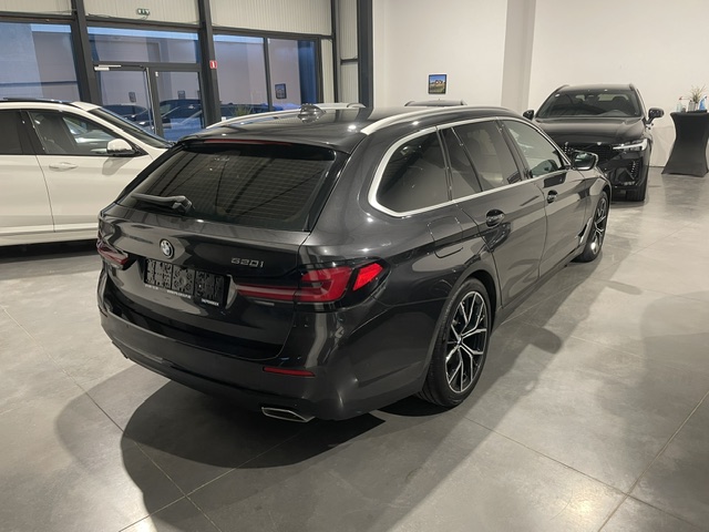 Bmw 520iA 2.0i Mild Hybride ’22 met Garantie