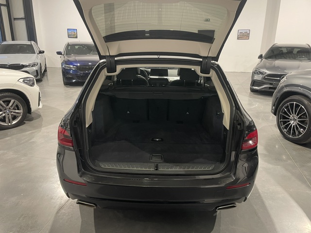 Bmw 520iA 2.0i Mild Hybride ’22 met Garantie