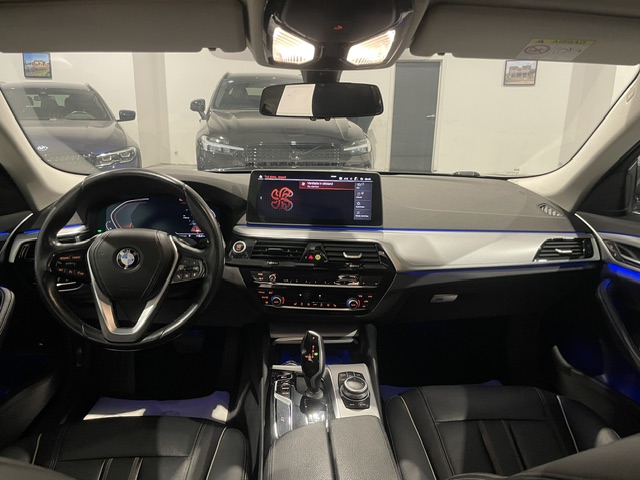 Bmw 520iA 2.0i Mild Hybride ’22 met Garantie