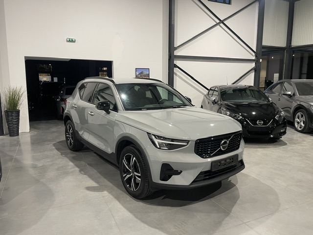 Volvo XC40 2.0i MHEV ’24 met Garantie