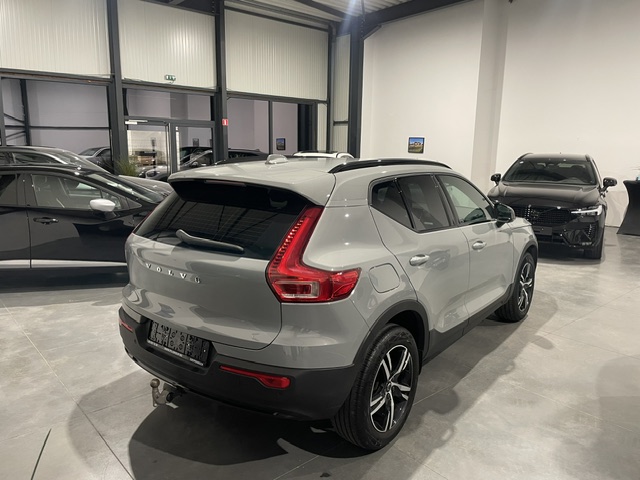 Volvo XC40 2.0i MHEV ’24 met Garantie